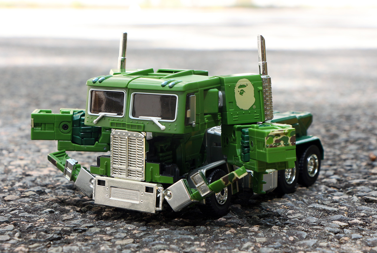 New Images Bathing Ape Masterpiece MP-10 Convoy Bape Version